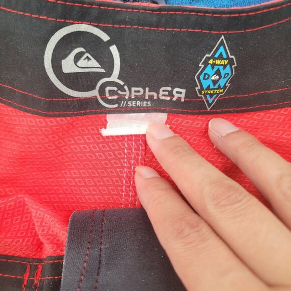 Quiksilver Cypher Men's Swim Board Shorts 4 Way stretch Size 34 - Picture 3 of 3